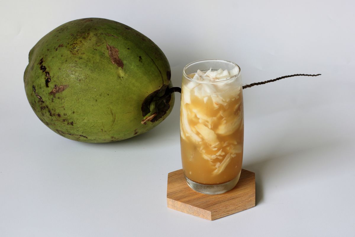 Es Kelapa Muda Gula Aren